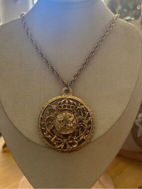 Vintage signed Coro Gold-Tone Filigree Medallion Necklace
